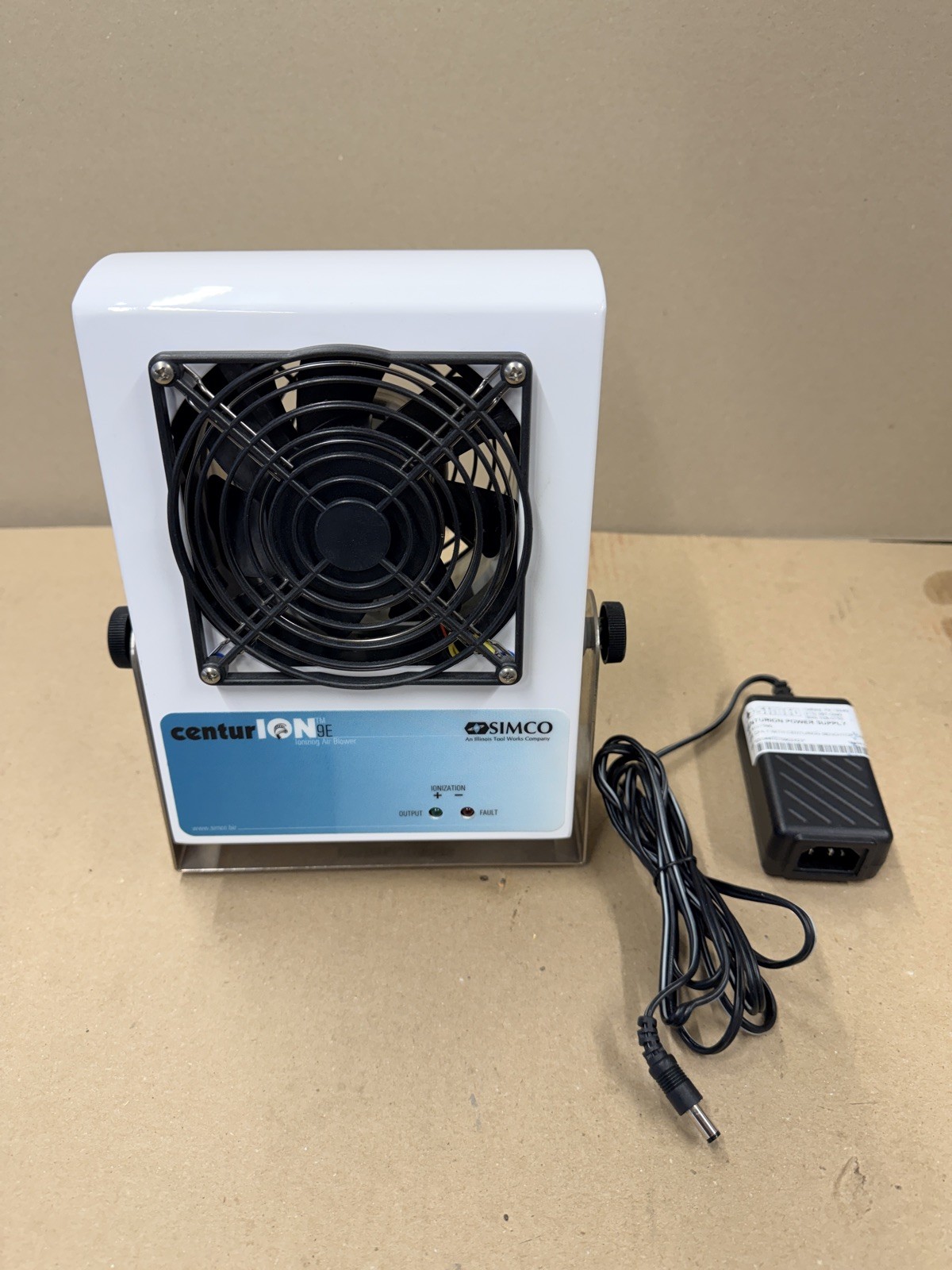 Simco 4009411 Centurion 9E Single Fan Ionizing Air Blower – Excellent condition