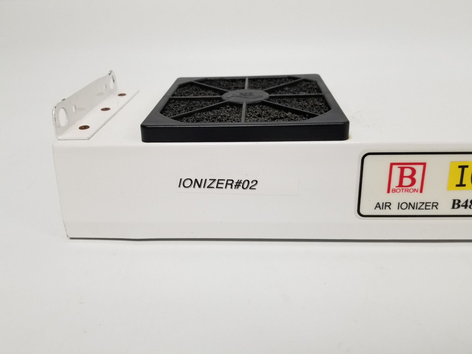 Botron B486102 Overhead 2-Fan Ionizer, High Frequency