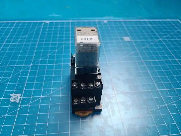 Omron MY2N-D2+2477YT Etch