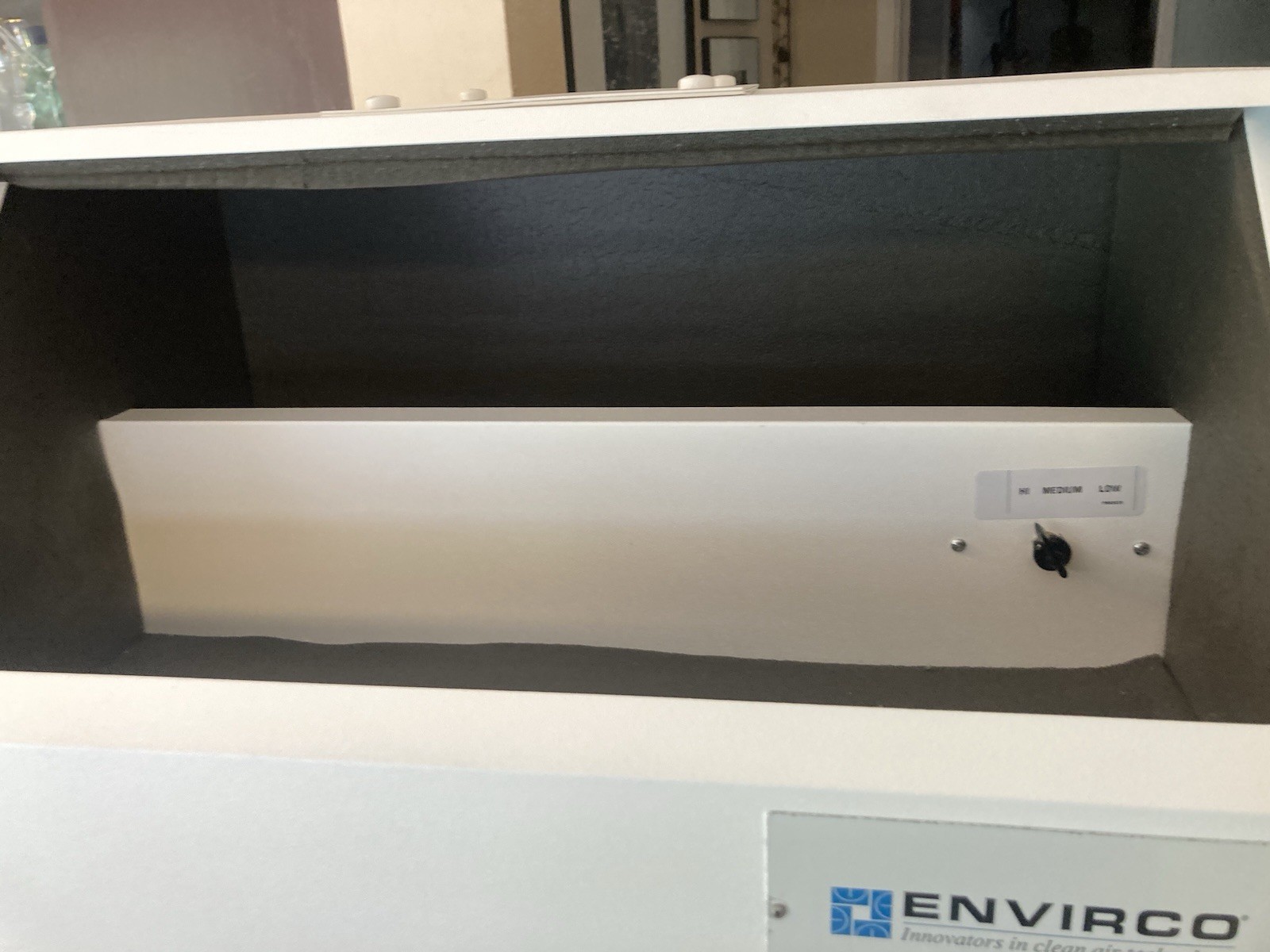 Envirco 10850 Cleanroom Workstation Clean Air Filter Unit Cabinet