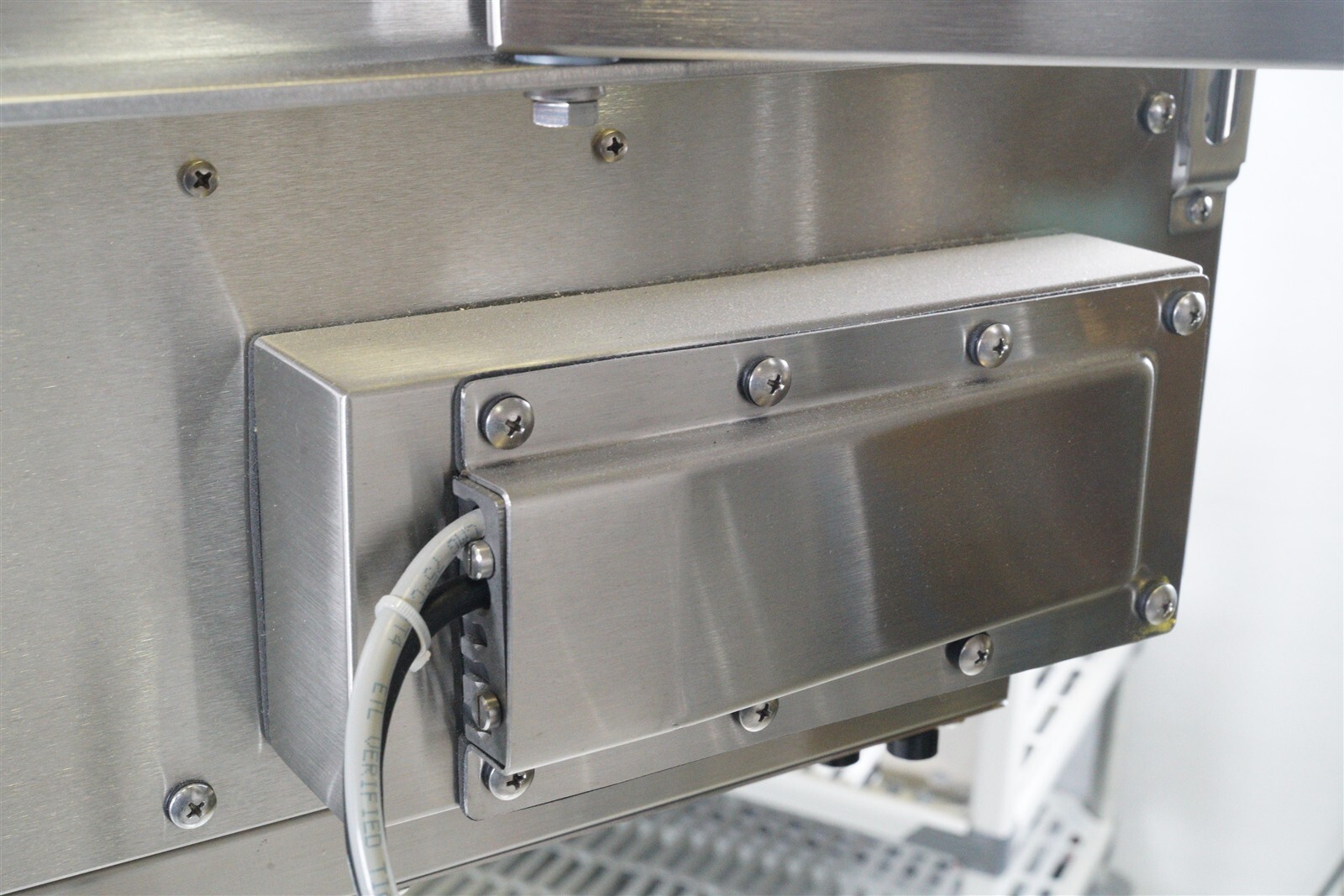 Hope Industrial Systems Single-Touch Resistive Touch Screen HIS-UM22-STAC W KBD