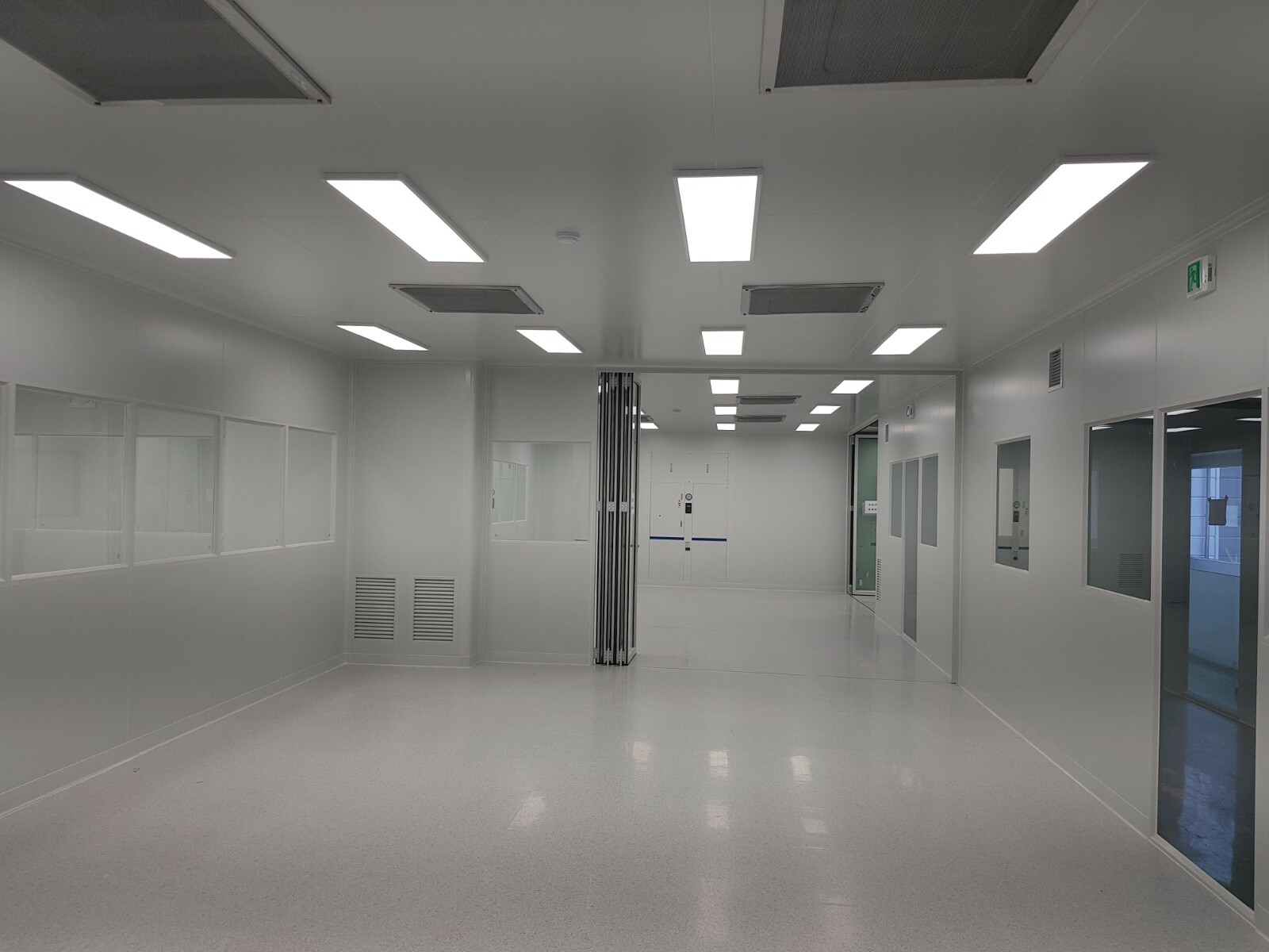 Clean Room for sale Modular CleanRoom Class 100 to 100,000 / ISO 5 to ISO 8
