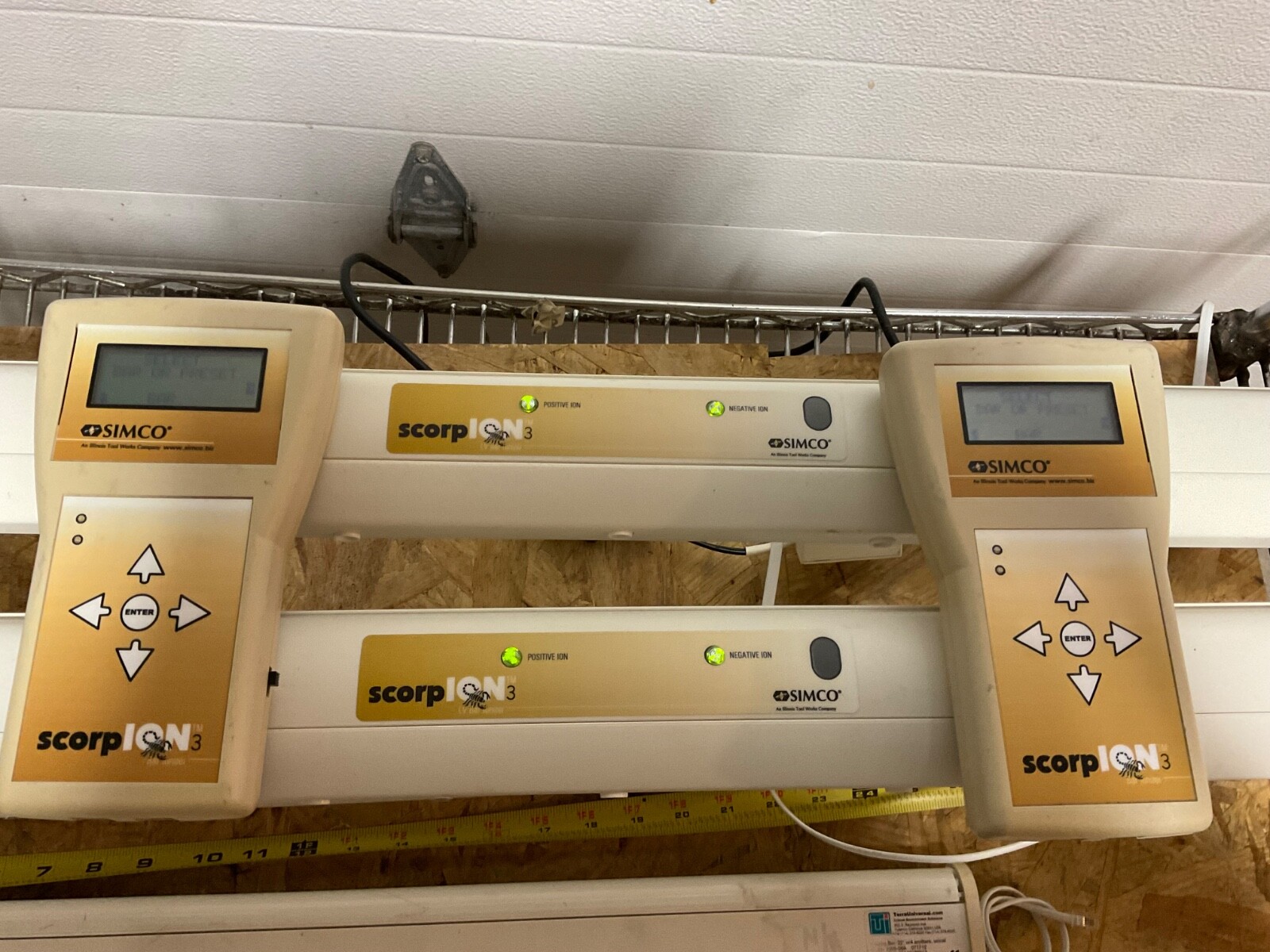 SIMCO LOT of scorpion3 MMI Man Machine Interface IONIZER Bar 44” power supply