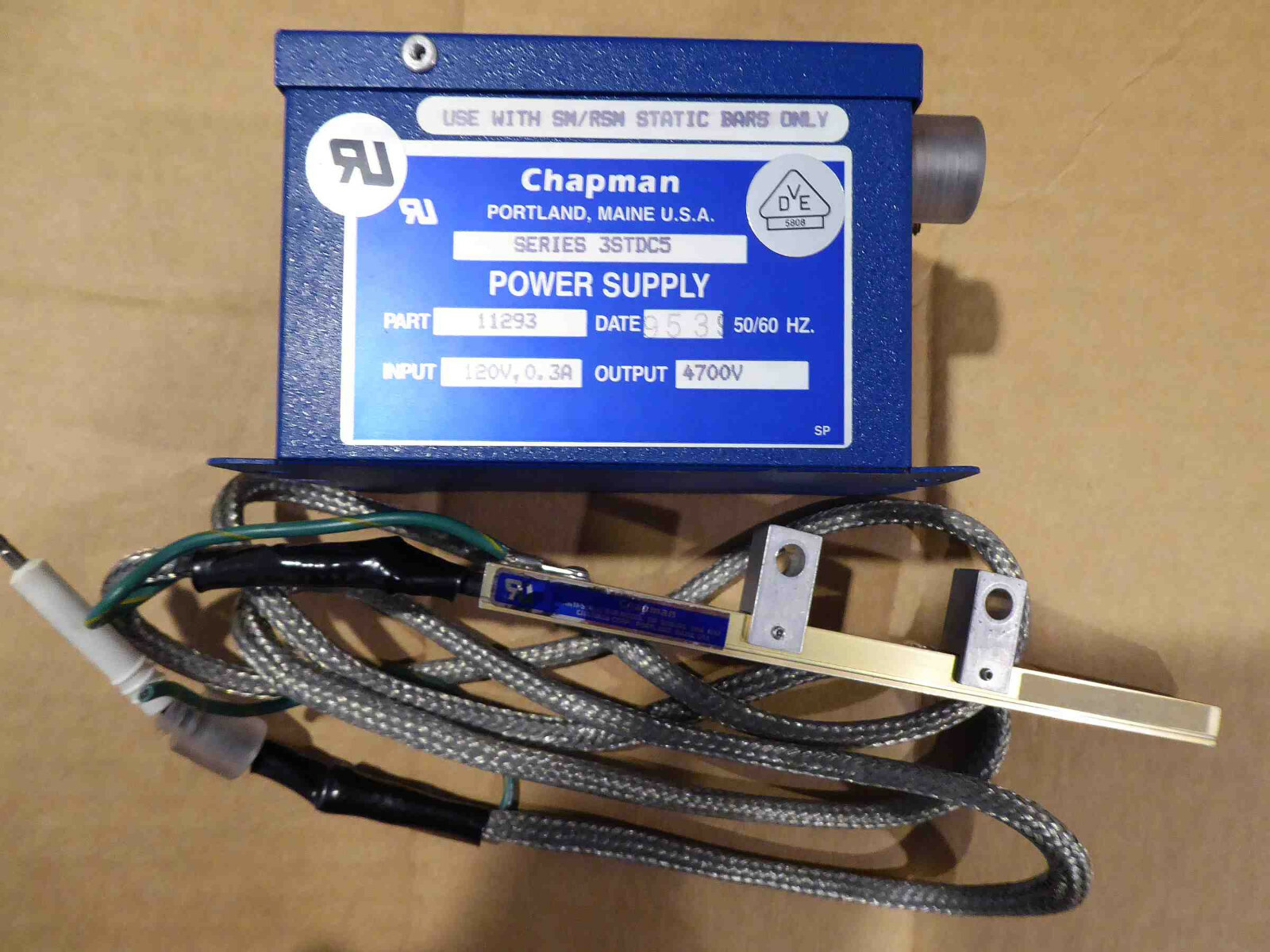 Chapman High Voltage 11293 Power Supply and SM Anti Static Bar Creo 13-4085