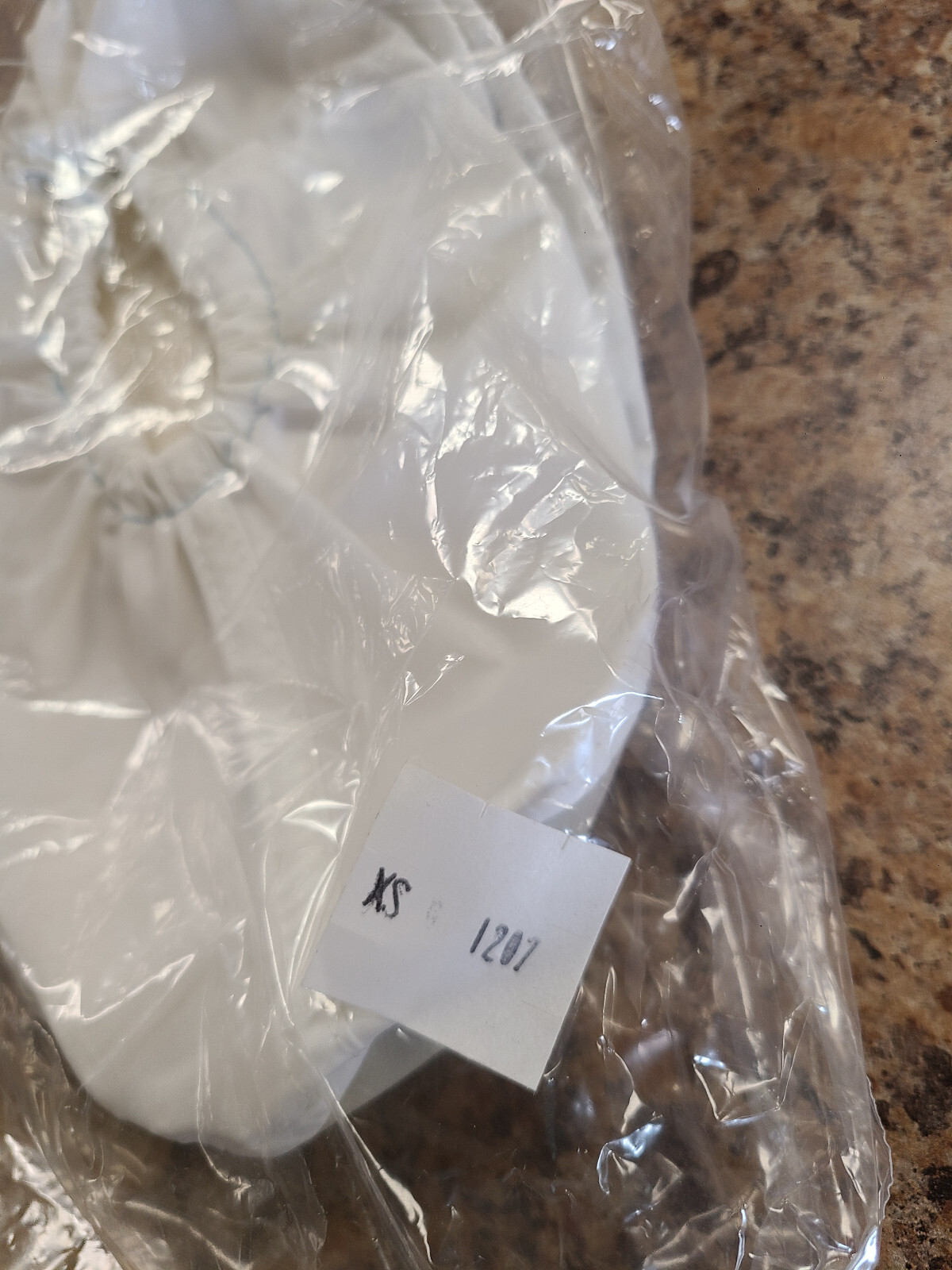 Clean Room Shoe Covers Polyester, Fed. Standard. Class 10, Size 4 to 5-1/2