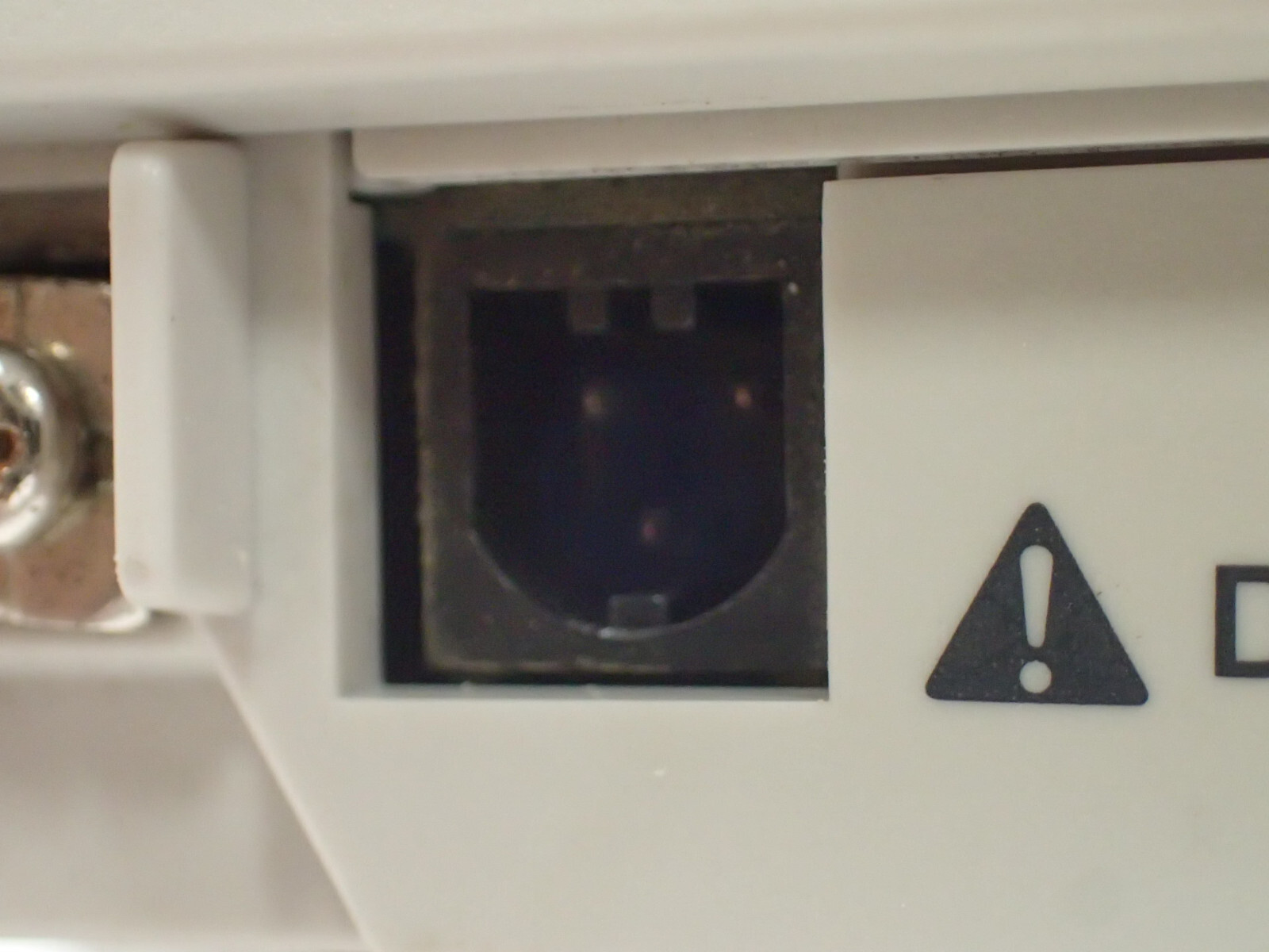 KEYENCE SJ-F2500 WIDE AREA STATIC ELIMINATION BLOWER In 24Vdc 1.2A TESTED