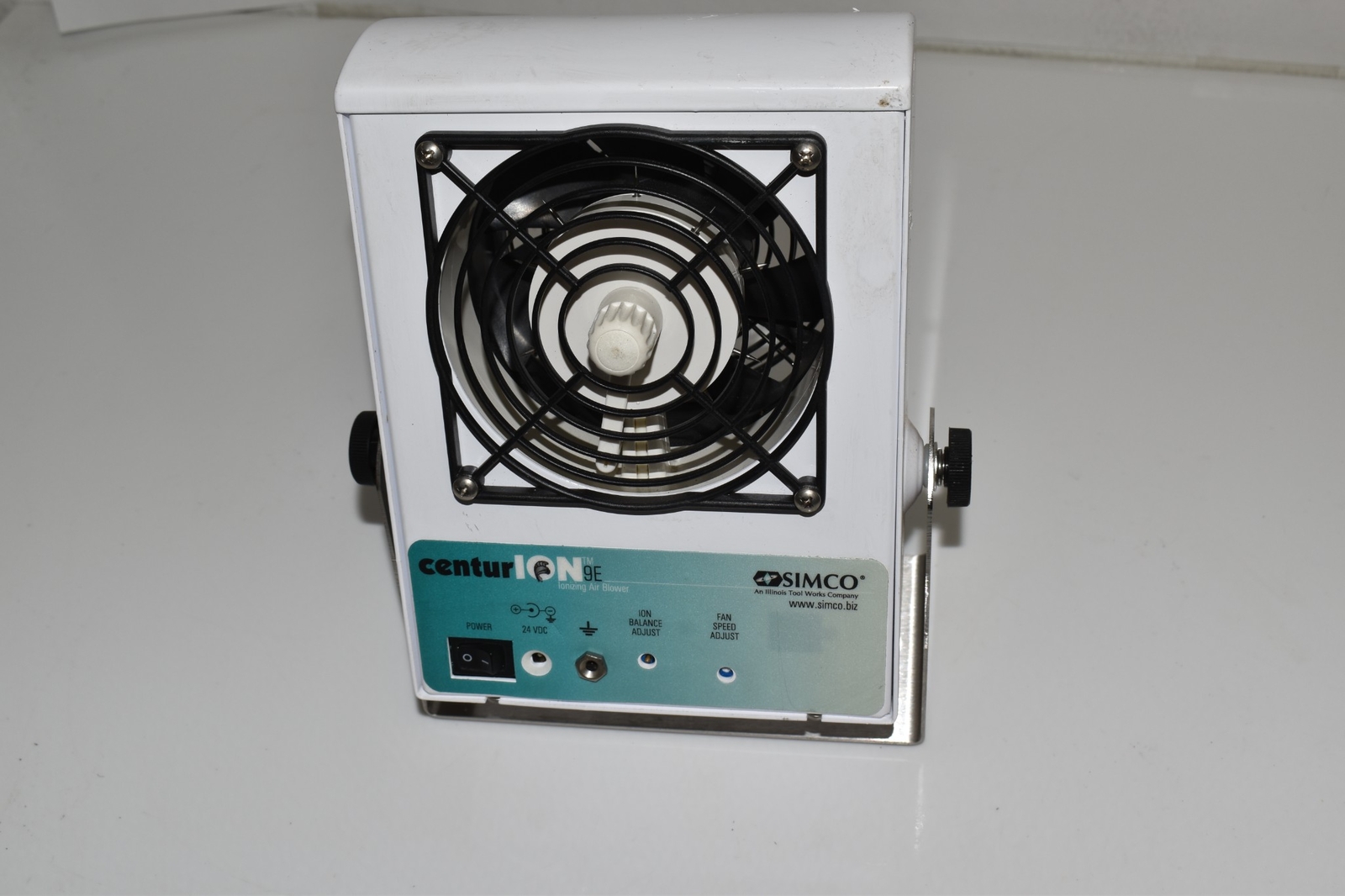 ^^ Simco Centurion 9E Ionizing Air Blower 4009408 Fan Ionizer (GFL82)