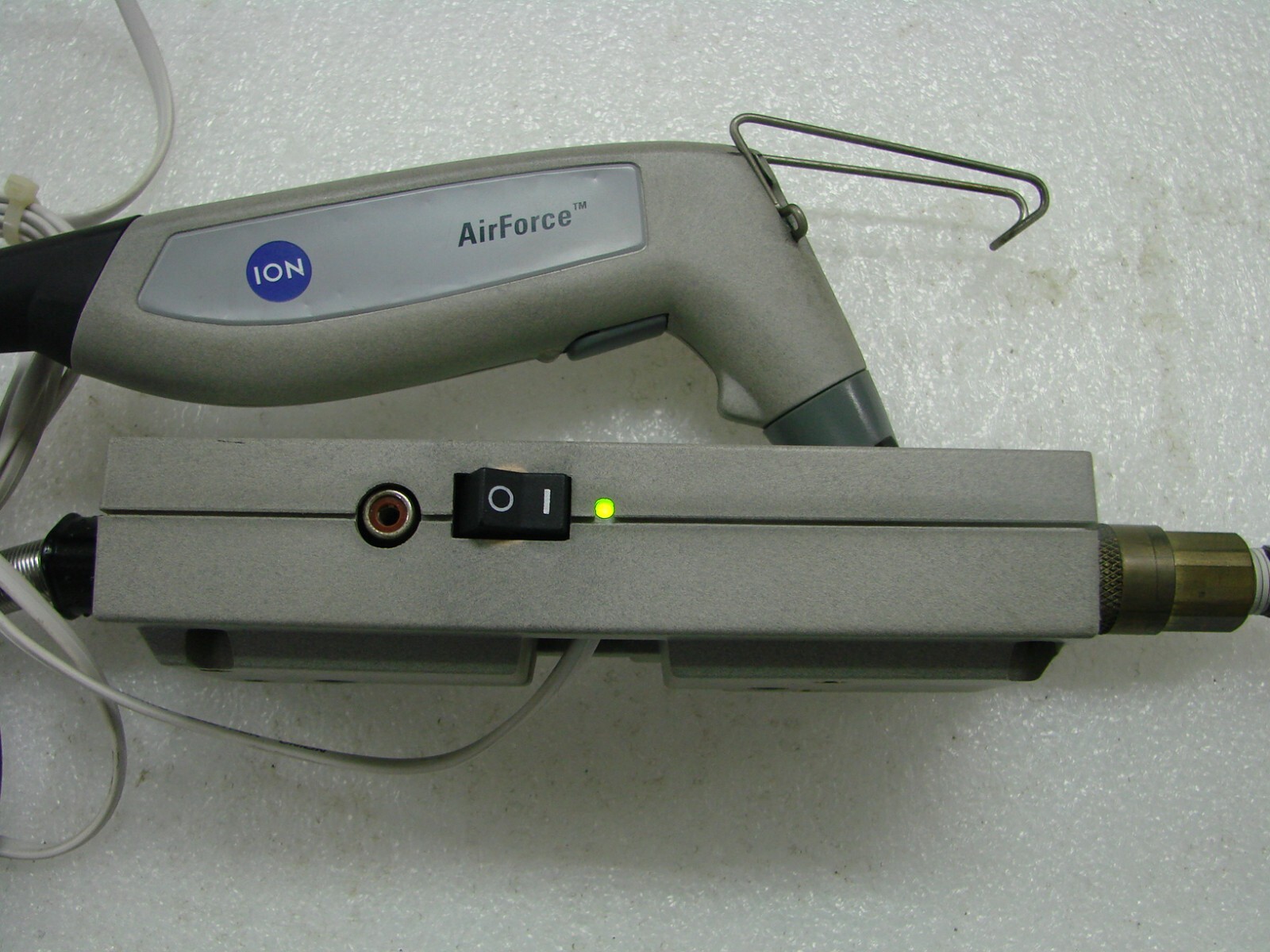 ION AIRFORCE 6115 IONIZING AIR GUN with Power Supply, Cable & Fixtures in Full