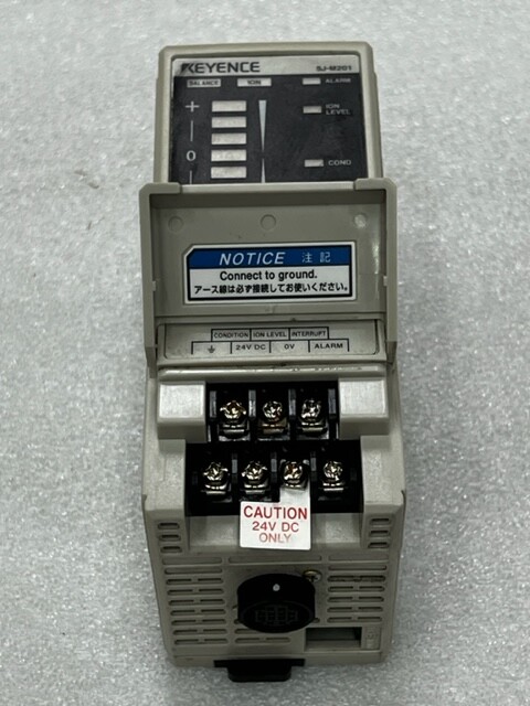 Keyence SJ-M201 24VDC 450mA Static Eliminator Control Unit Used