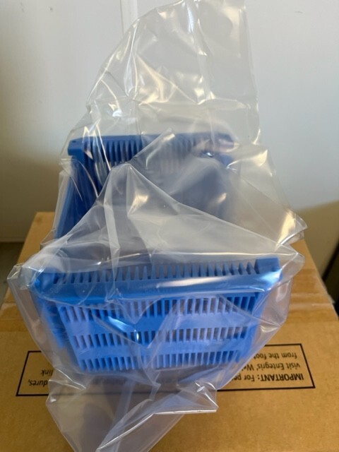 ENTEGRIS / FLUOROWARE 150 mm (6″) Wafer Cassette, BLUE, PA182-60MB-0603, NEW