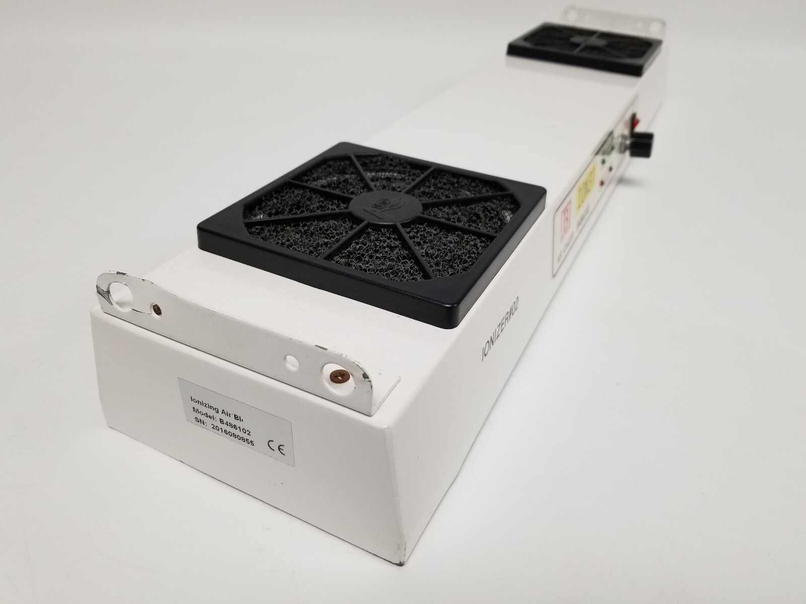 Botron B486102 Overhead 2-Fan Ionizer, High Frequency