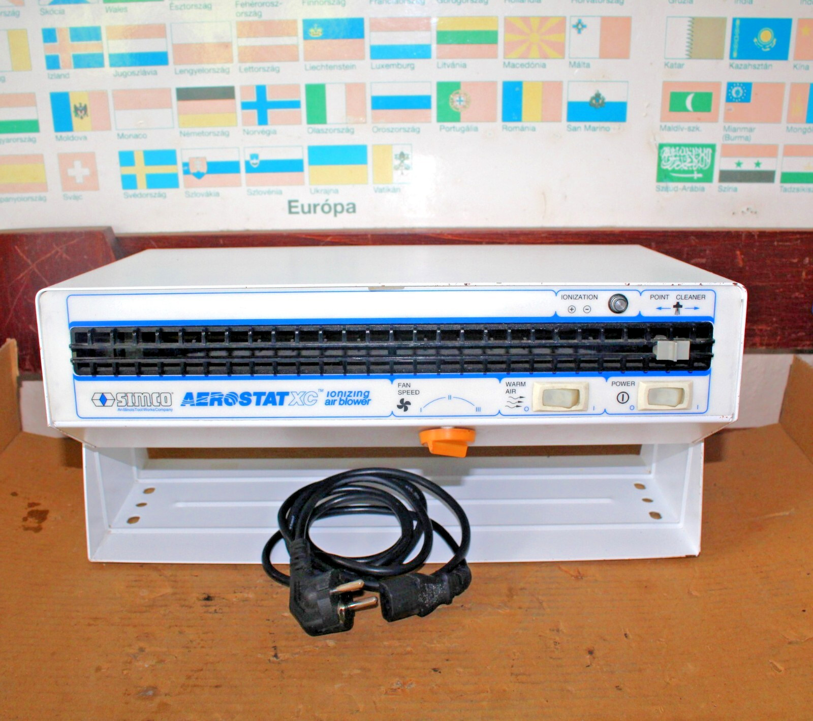 Simco Aerostat XC Benchtop Ionizing Air Blower Ionizer ( 7063)