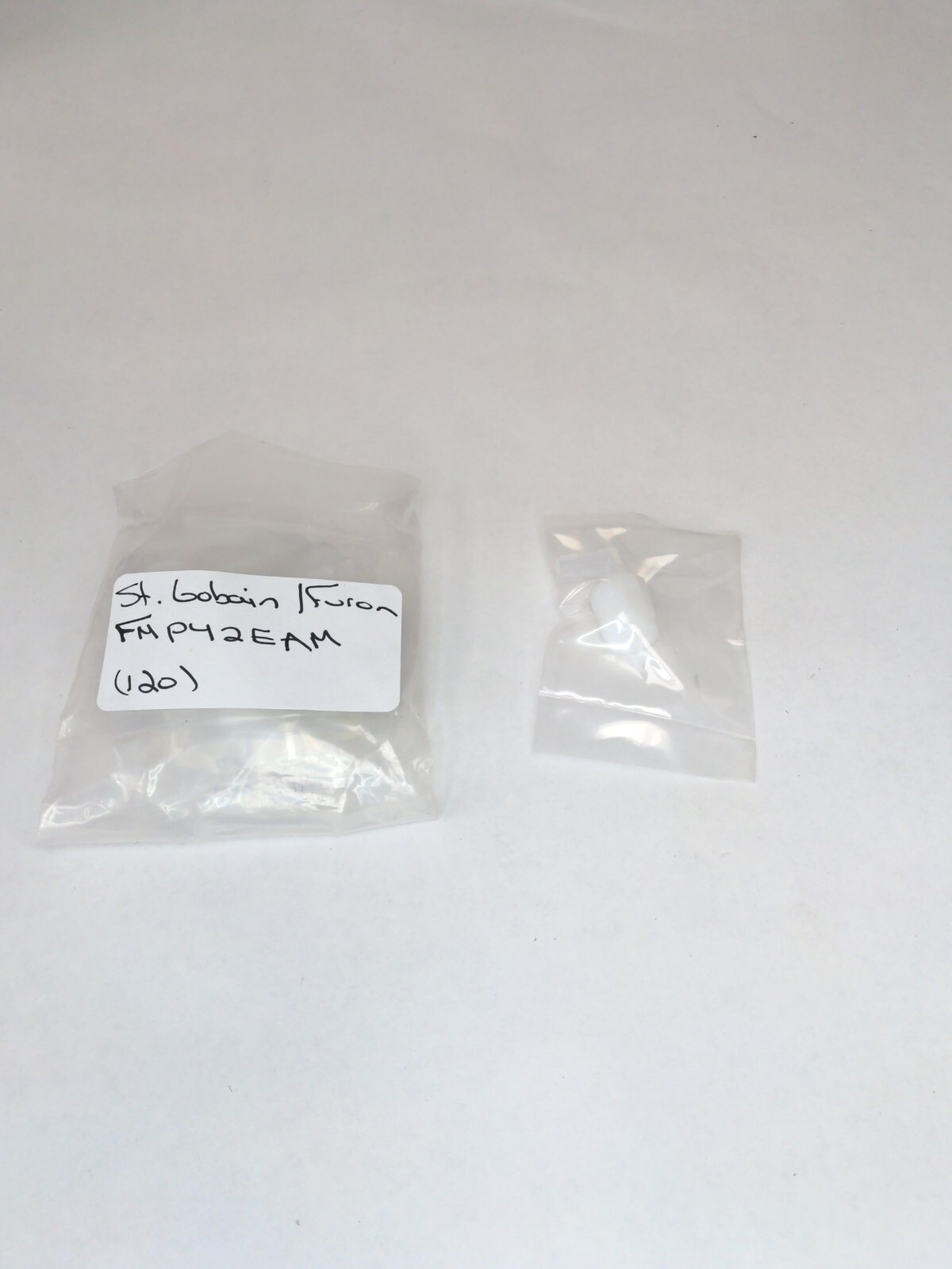 ST. GOBAIN/FURON ELBOW MALE ADAPTOR FMP42EAM