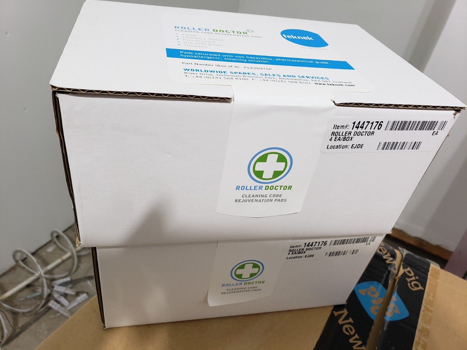 Teknek ROLLER DOCTOR Cleaning Core Rejuvenation Pads Box of 4 PL63097SP