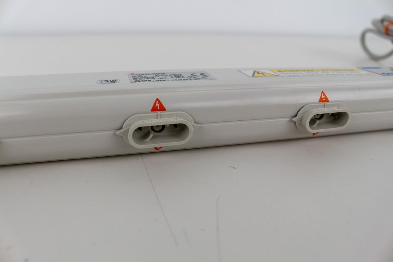 SMC IZS31-1100P 1100mm Bar Type Ionizer, W/ IZS31-NT Tungsten Cartridge