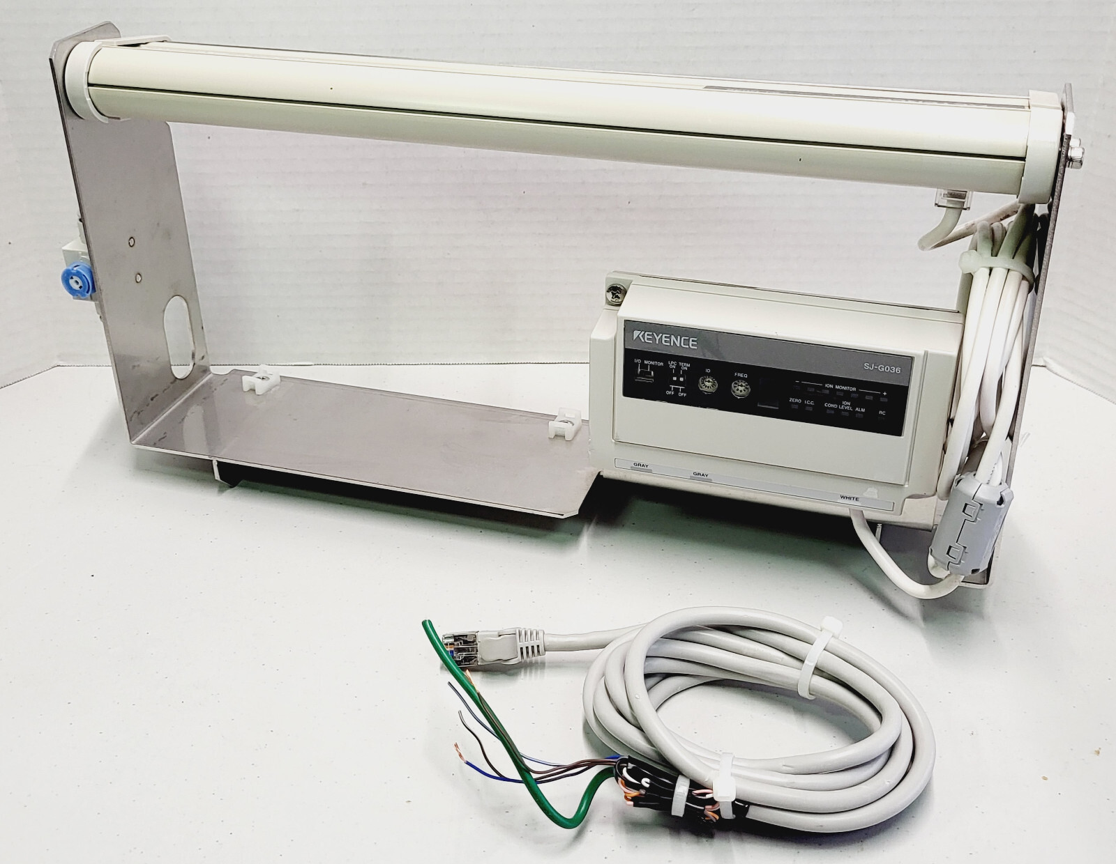 Keyence SJ-G036 High-speed Clean Air Barrier Static Eliminator, Controller & Bar