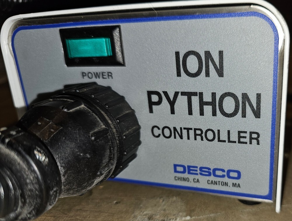 Desco 19587 Bench Top Ion Python Hand Gun, 120VAC, 3.5 cfm at 30 psi