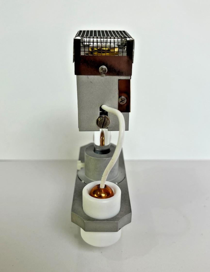 High voltage ionizer emitter