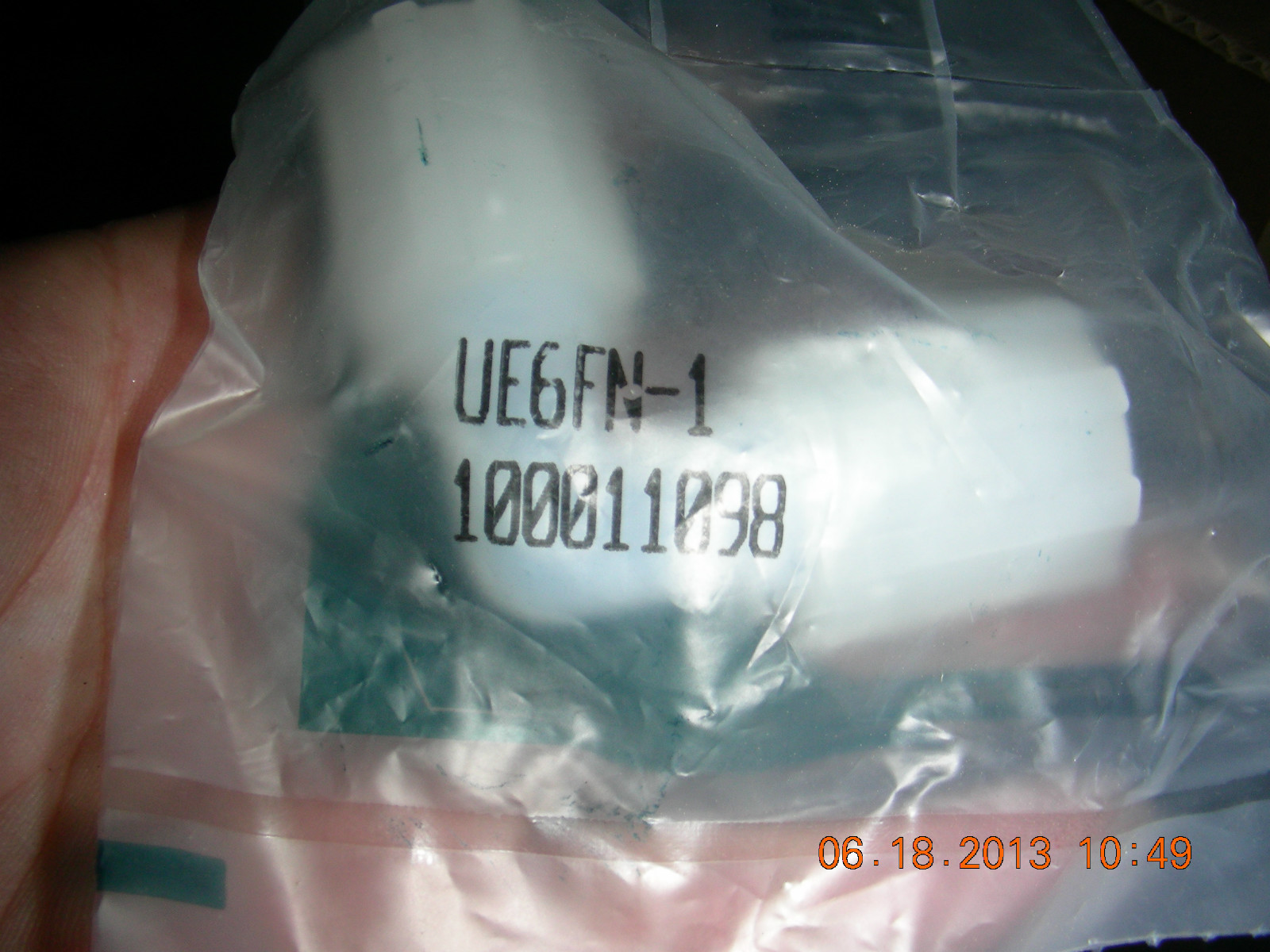 ENTEGRIS ELBOW 3/8 X 3/8 PN: EU6FN-1