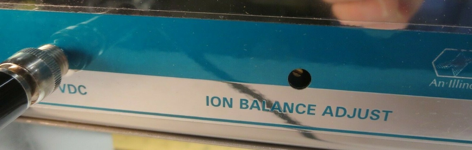 Simco, DDI, Ionizing Air Blower, 24 VDC, With Simco Centurion DDI Power Supply