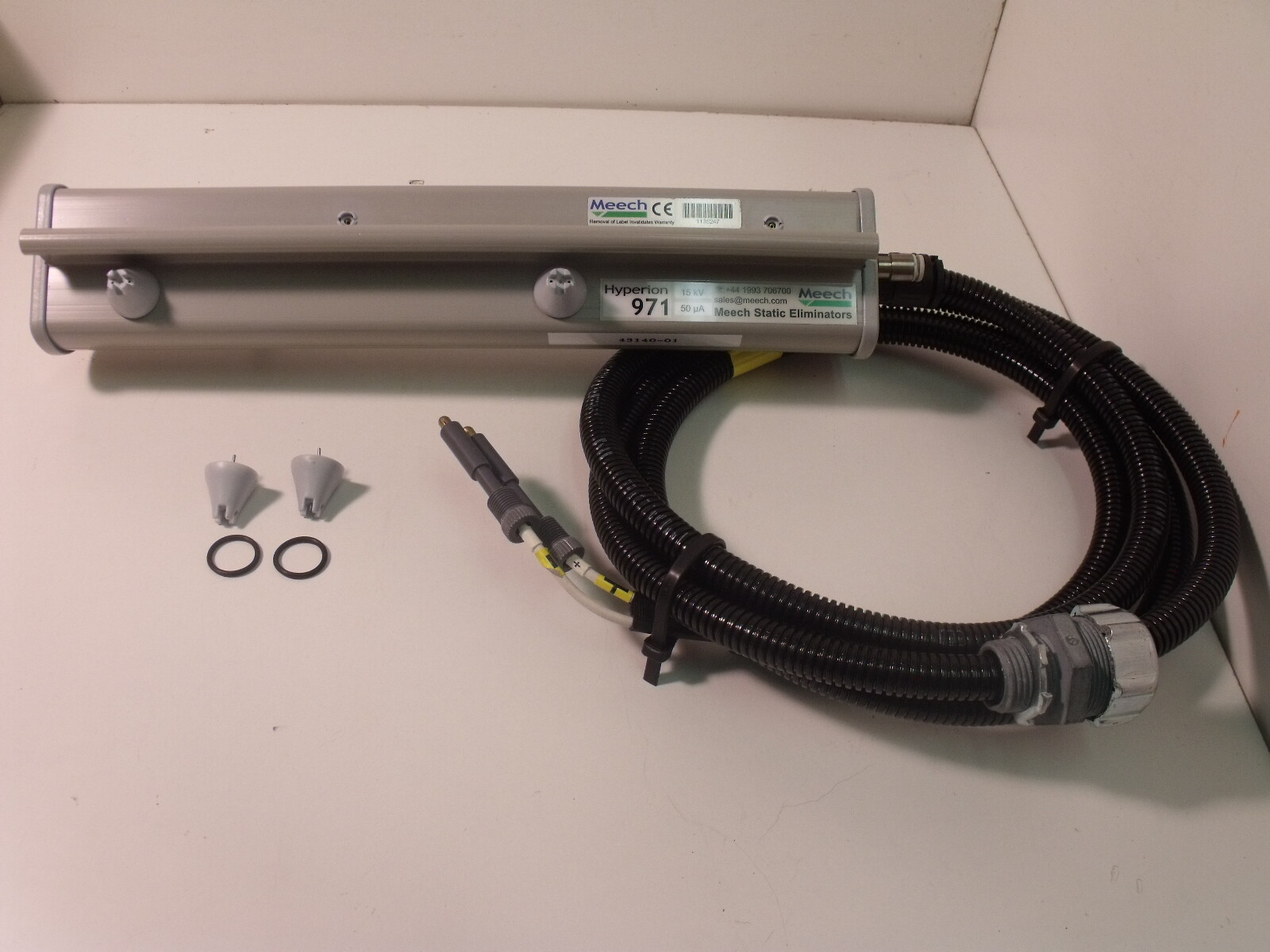 Meech Hyperion 971 Pulsed DC Anti Static Bar: Approximately 12″ OAL
