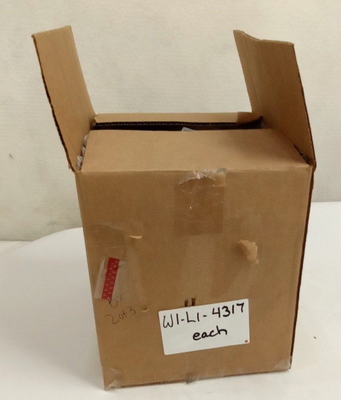 Coventry 43170 Sealed Foam Over Cotton Swabs .80″ x .35″ Head 6.0″ Handle 500pk