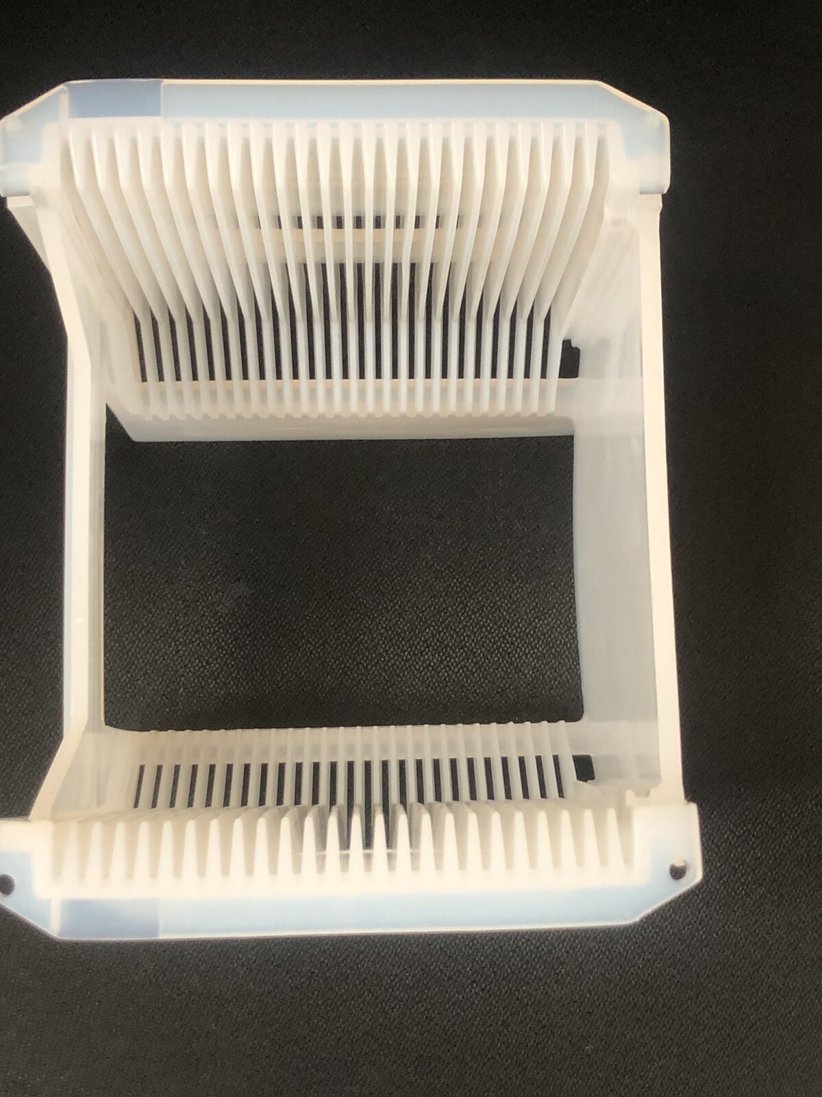 A182-60MB Entegris / Fluoroware 150mm (6 inch) Teflon Wafer Cassette PTFE.