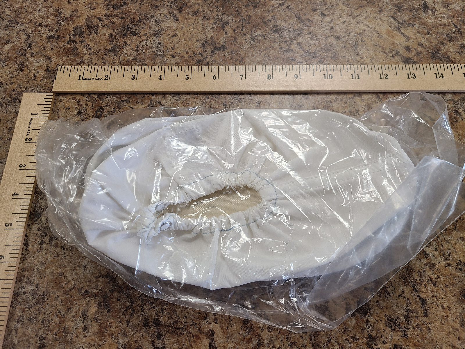 Clean Room Shoe Covers Polyester, Fed. Standard. Class 10, Size 4 to 5-1/2