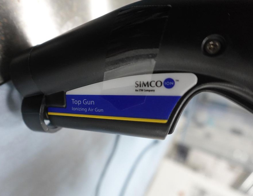 Simco-Ion Top Gun 3 Ionizing Air Gun Sidekick ESD Static Eliminator 4006992 +WAR