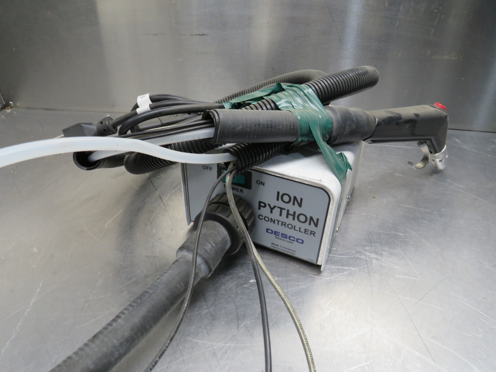 Desco 19587 Ion Python Controller W/ Gun