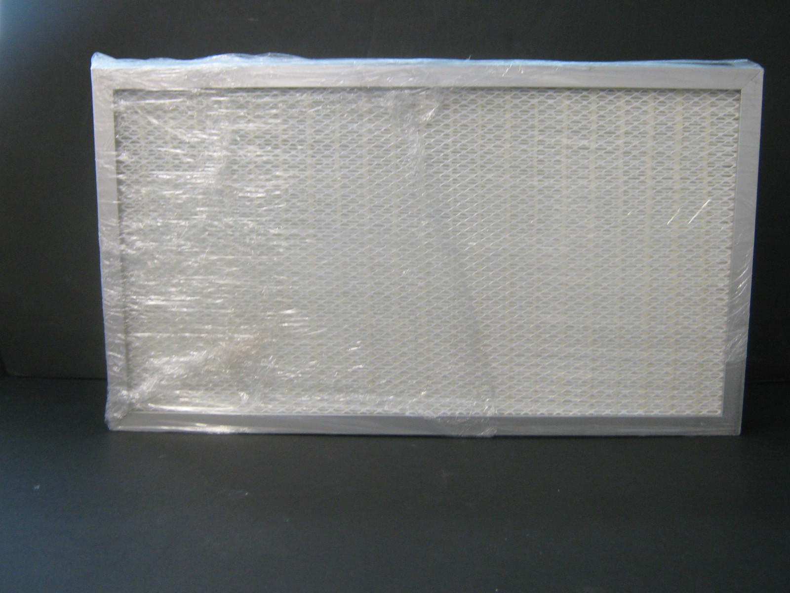 ATMOS-TECH INDUSTRIES H1323S24 – MAAFAFA FILTER 13 1/4″ X 23 1/2″ X 1 5/8″