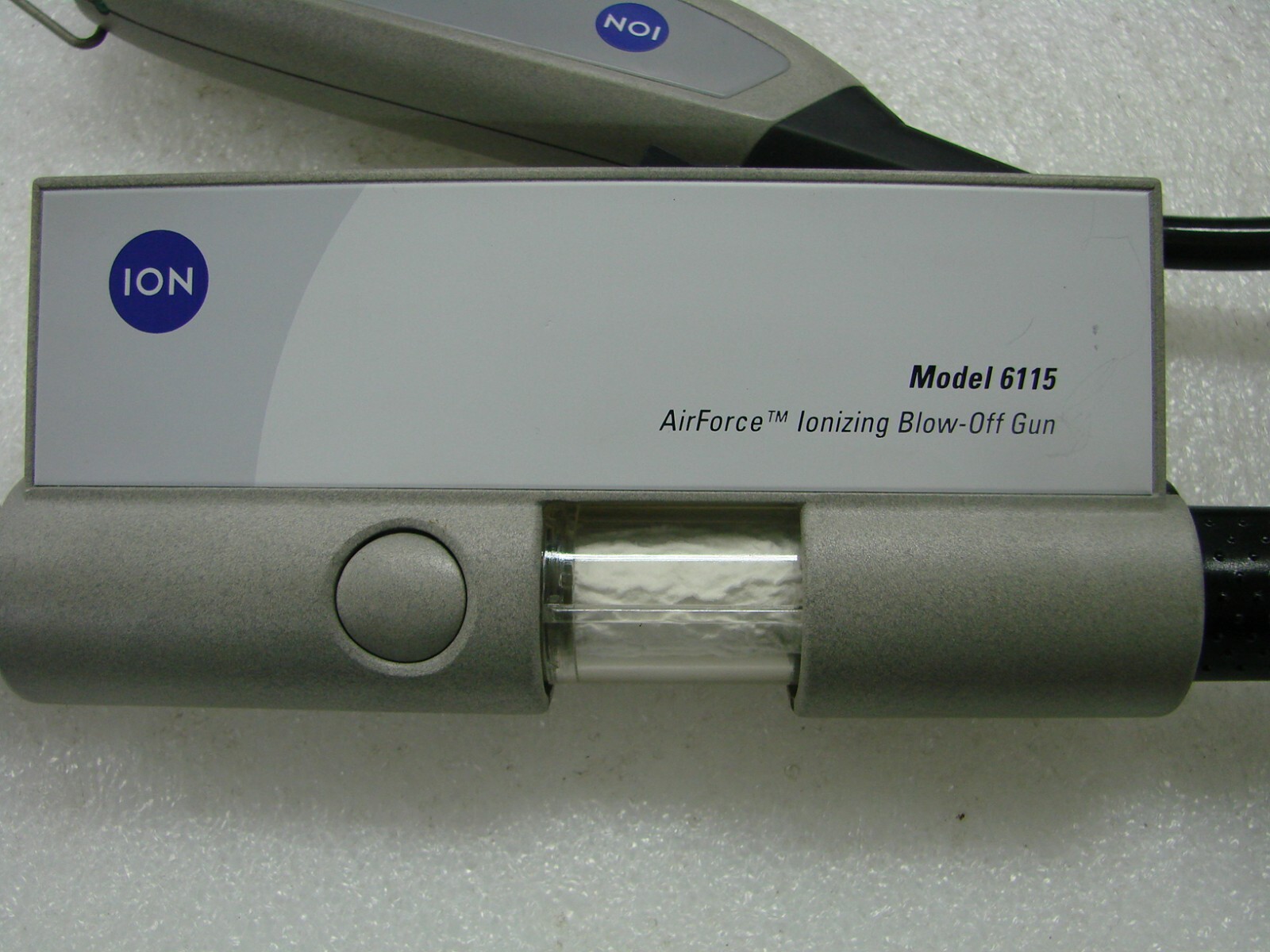 ION AIRFORCE 6115 IONIZING AIR GUN with Power Supply, Cable & Fixtures in Full