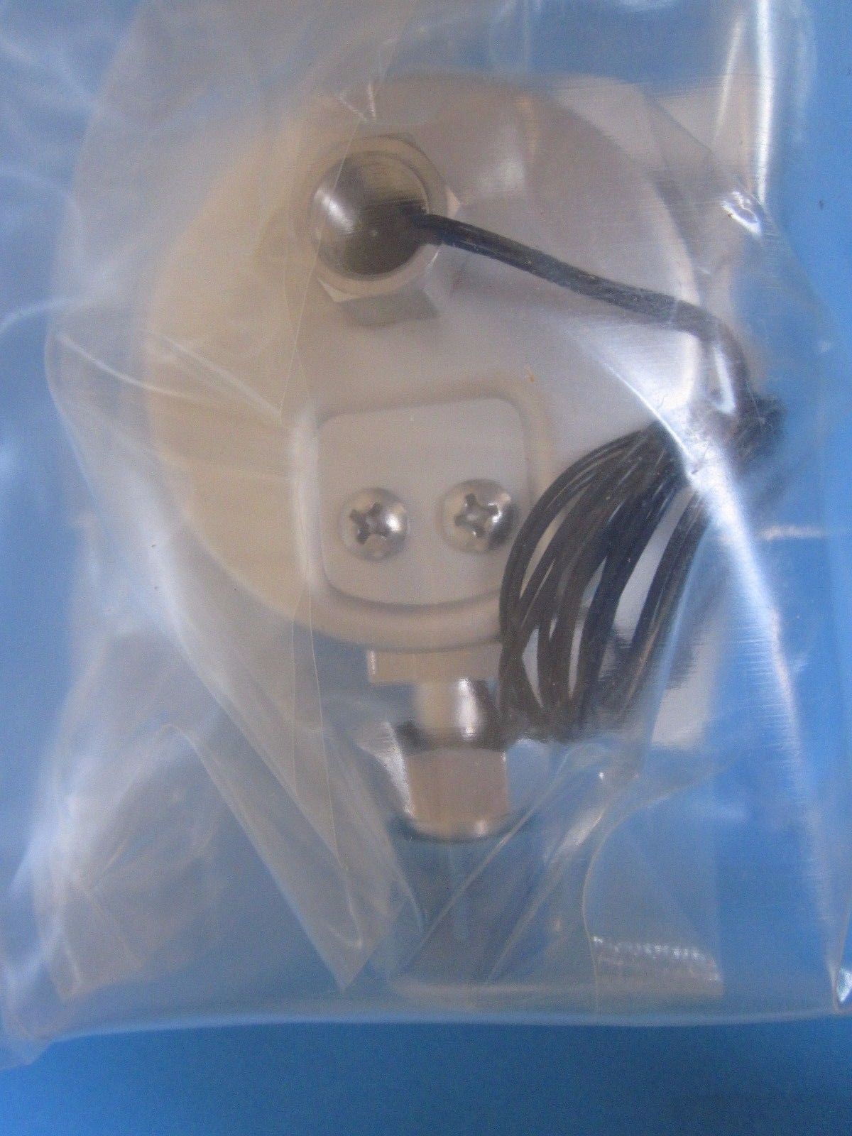 Ametek Gas Indicating Pressure Switch, IPS-200-24SGFT, 2″, Class 100, 30-0-30