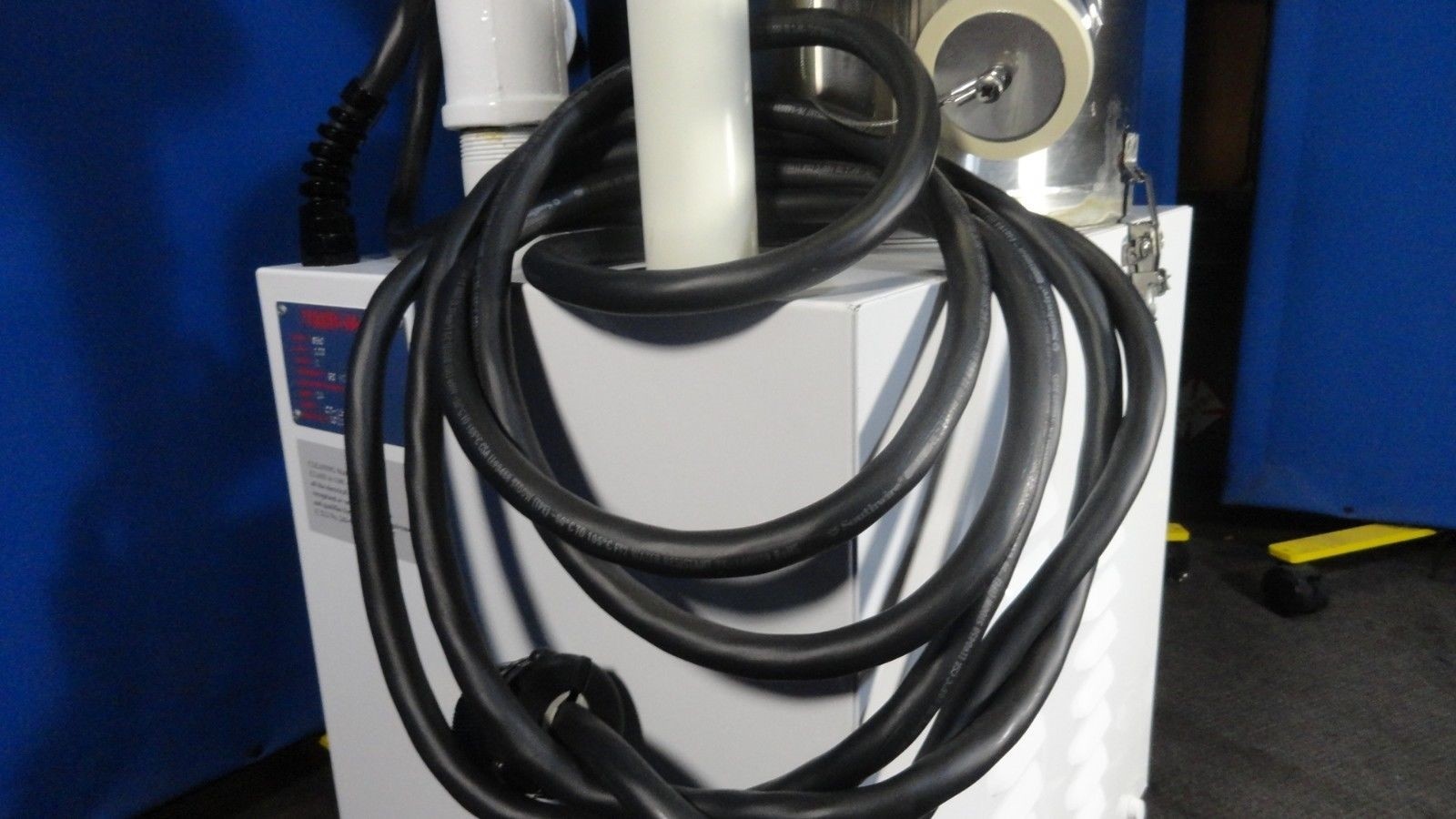 Tiger-Vac CD-1500 CR PFB Industrial Vacuum Used Working