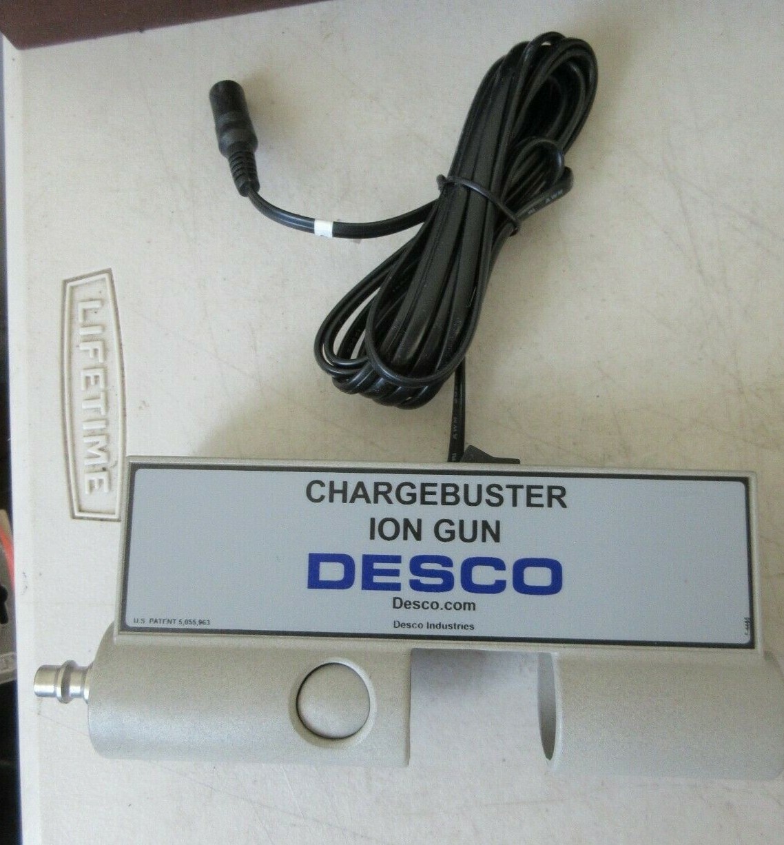 DESCO 19590 CHARGEBUSTER ION GUN