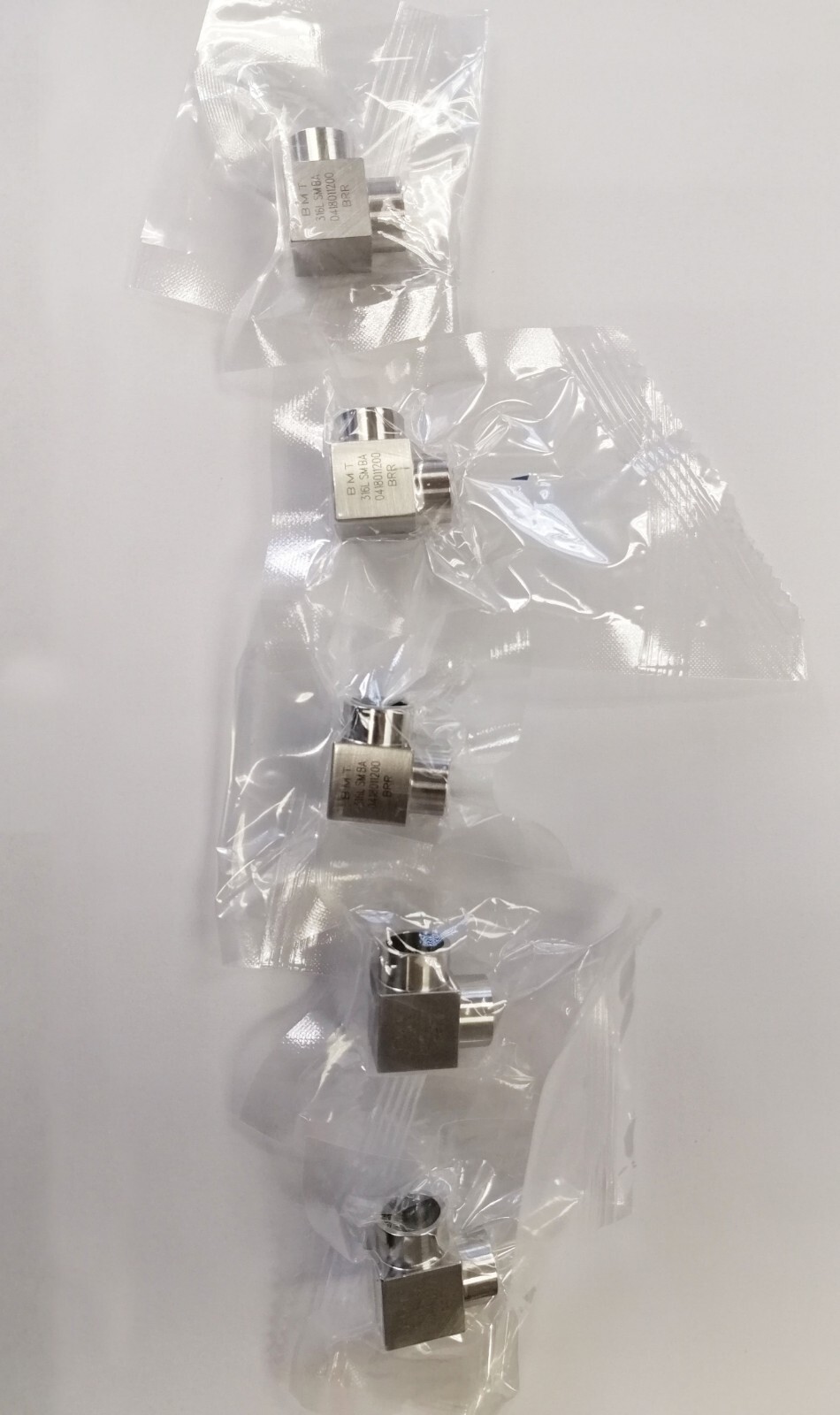 Superlok 1/2″ MicroFIT Weld UNION 90° ELBOW (Similar 6LV-8MW-9) LOT of 5
