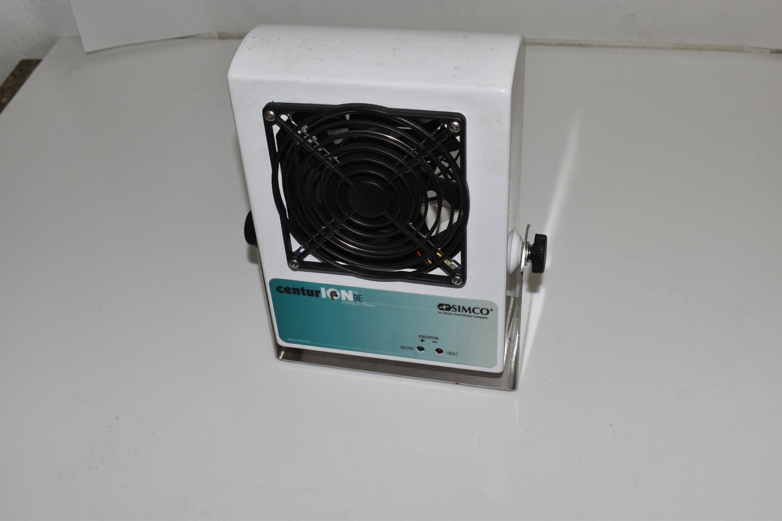 ^^ Simco Centurion 9E Ionizing Air Blower 4009408 Fan Ionizer (GFL82)