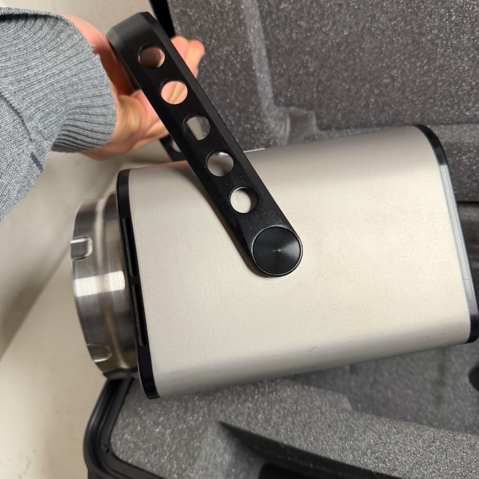 Lighthouse Active Count 100H High-Performance Portable Microbial Air Sampler