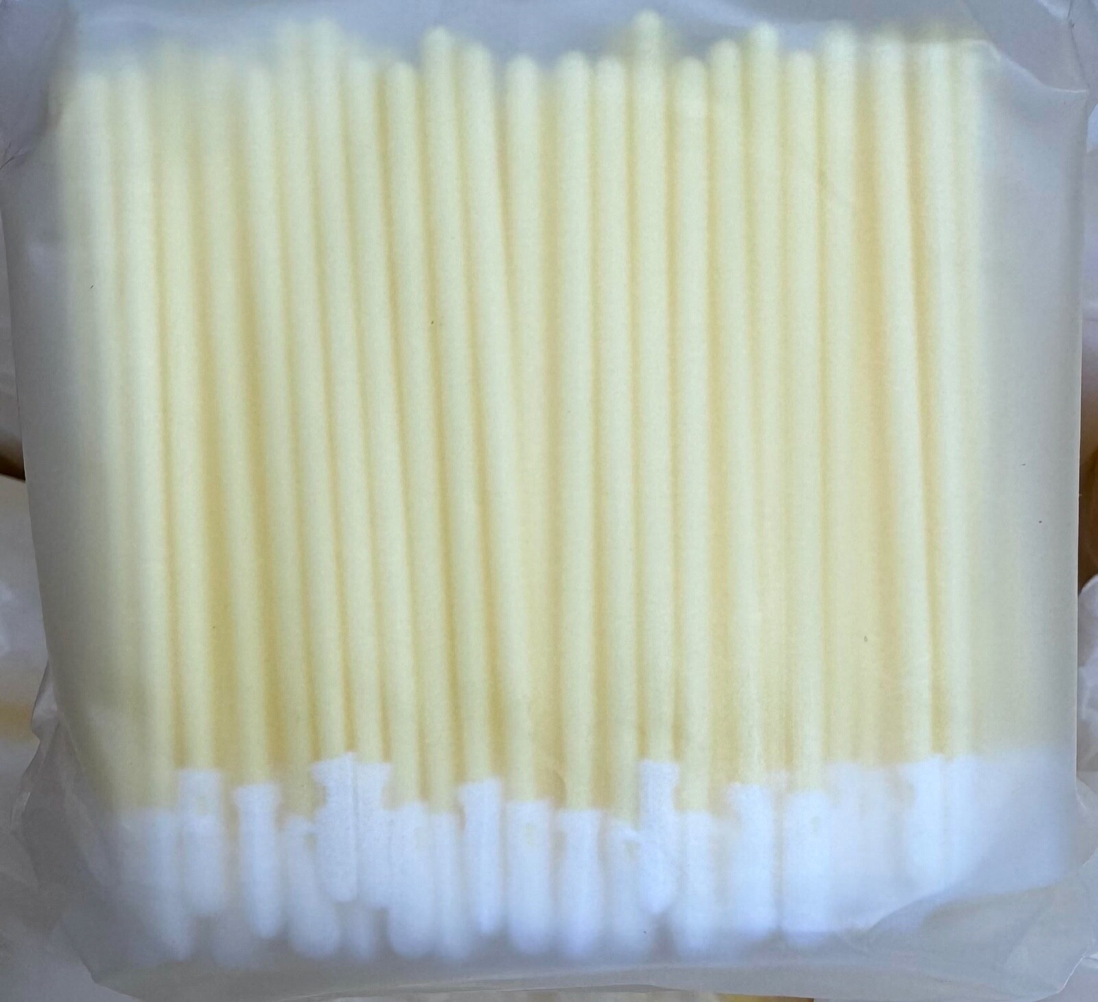 Berkshire LAB TIPS LTP70RSH50 Swab Polyester Laundered (40 Bags of 100 each)
