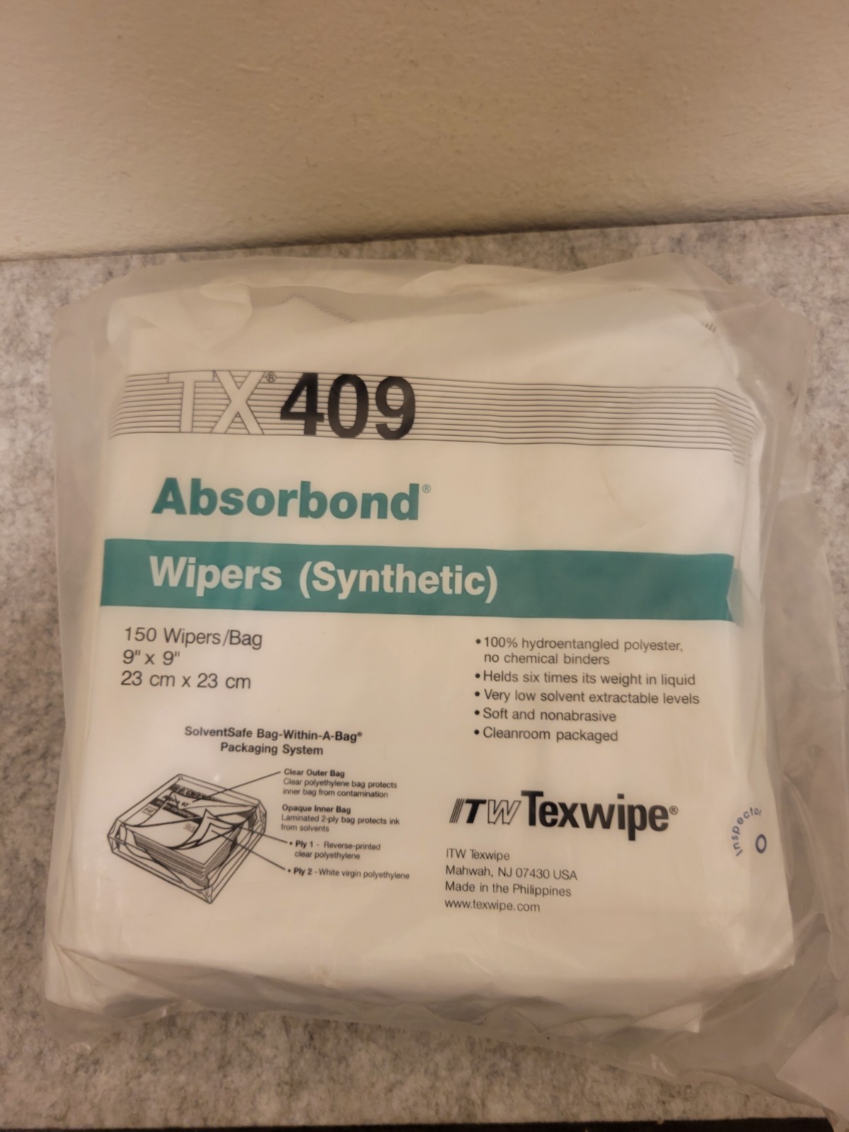 NEW Texwipe TX409 Wipers Synthetic 9″X9″ – 2 Pks. (300 Total)