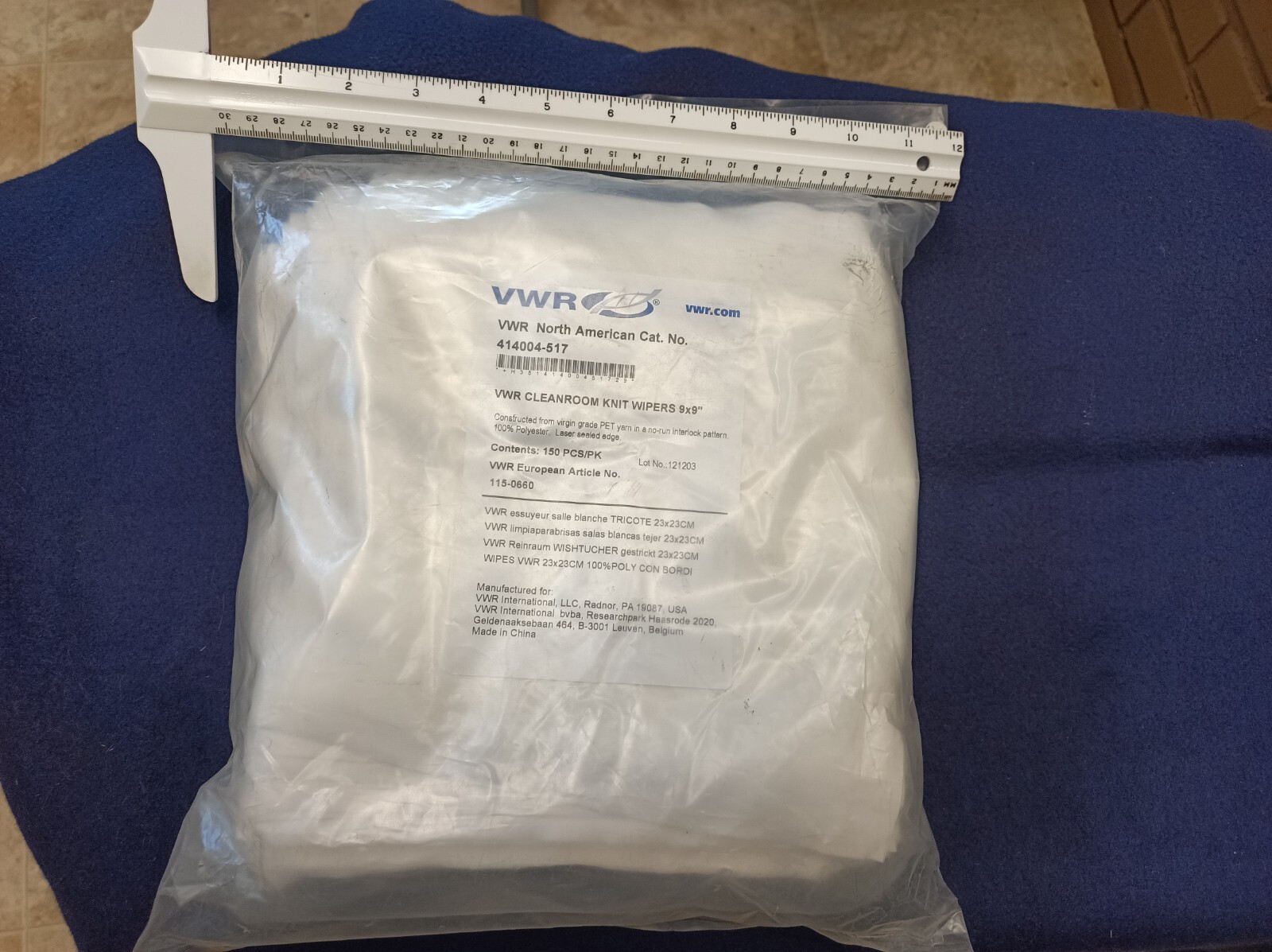 VWR Cleanroom Knit Wipers 9″x9″ 150 pcs 414004-517 Wipes in sealed original bag