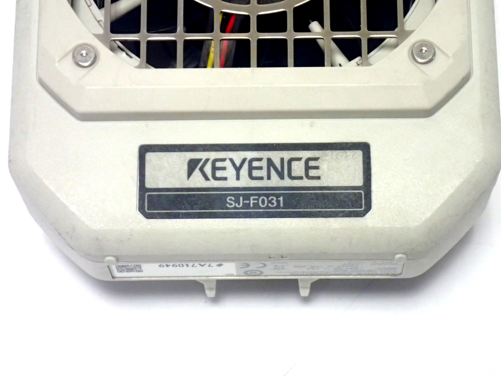 KEYENCE SJ-F031 HIGH SPEED STATIC ELIMINATOR BLOWER