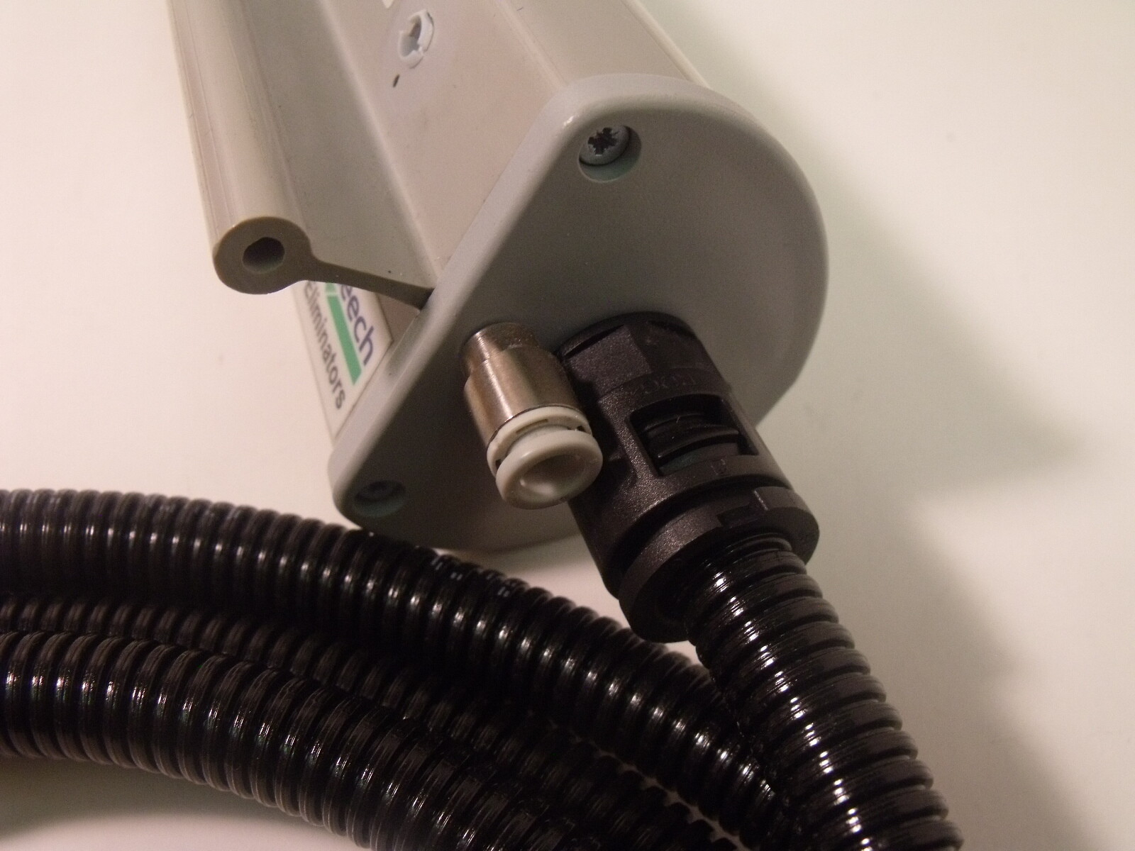 Meech Hyperion 971 Pulsed DC Anti Static Bar: Approximately 12″ OAL
