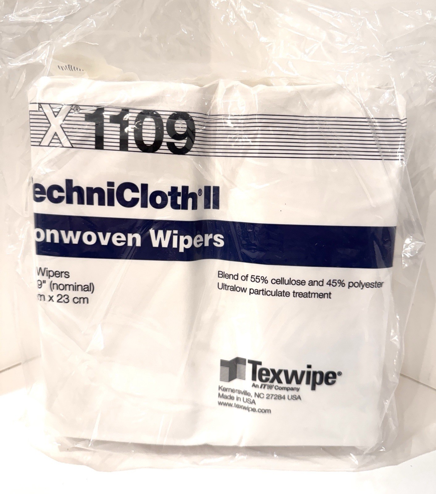 Texwipe TX1109 Cleanroom Wipers, 9″x9″, Cellulose/Polyester, 300/Bag TechniCloth