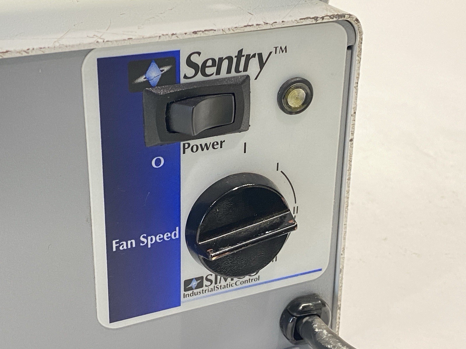 ITW Simco 4003000 Sentry Mountable Ionizing Air Blower w Adjustable Fan Speed