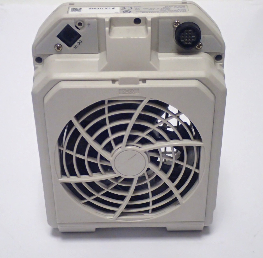 KEYENCE SJ-F031 HIGH SPEED STATIC ELIMINATOR BLOWER