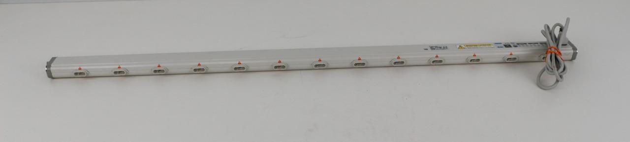 SMC IZS31-1100P 1100mm Bar Type Ionizer, W/ IZS31-NT Tungsten Cartridge