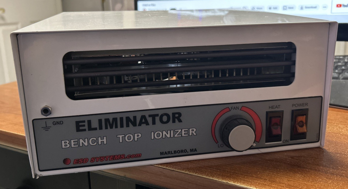 Bench Top Ionizer Eliminator By ESD Systems Model 43102