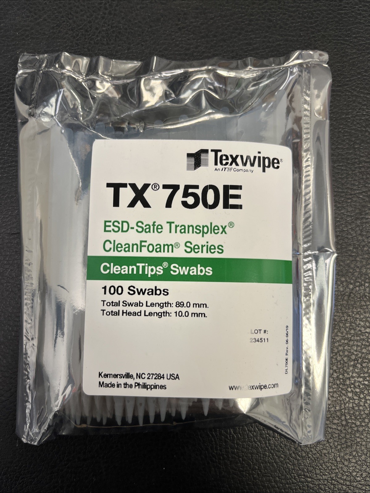 TX750E ESD Safe Mini Compressed Cleanroom Swabs 100pack