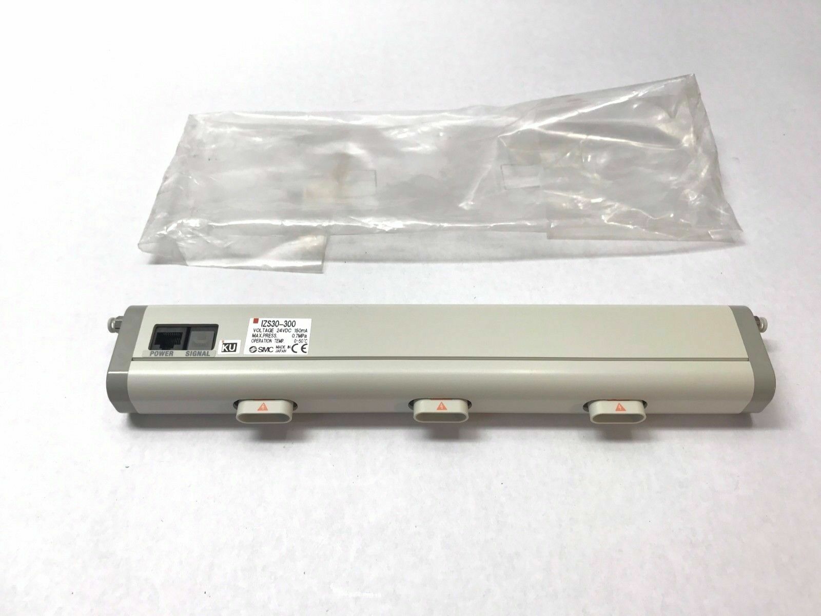 SMC IZS30-300 Ionizer 24VDC 150mA